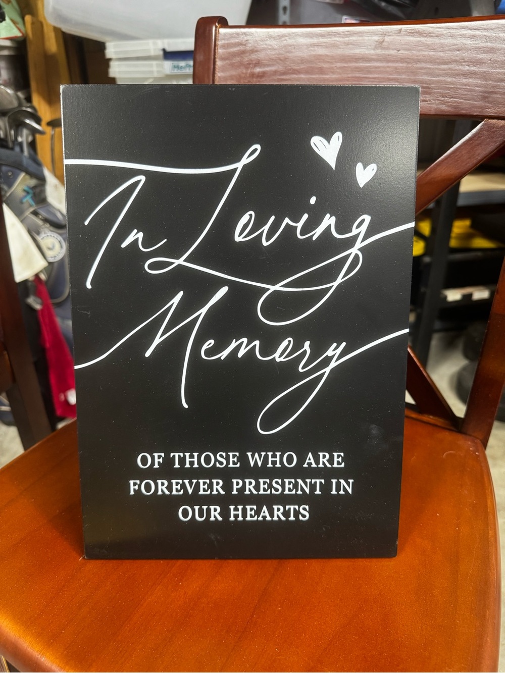 Hobby Lobby Black and White 'In Loving Memory' Decorative Plaque